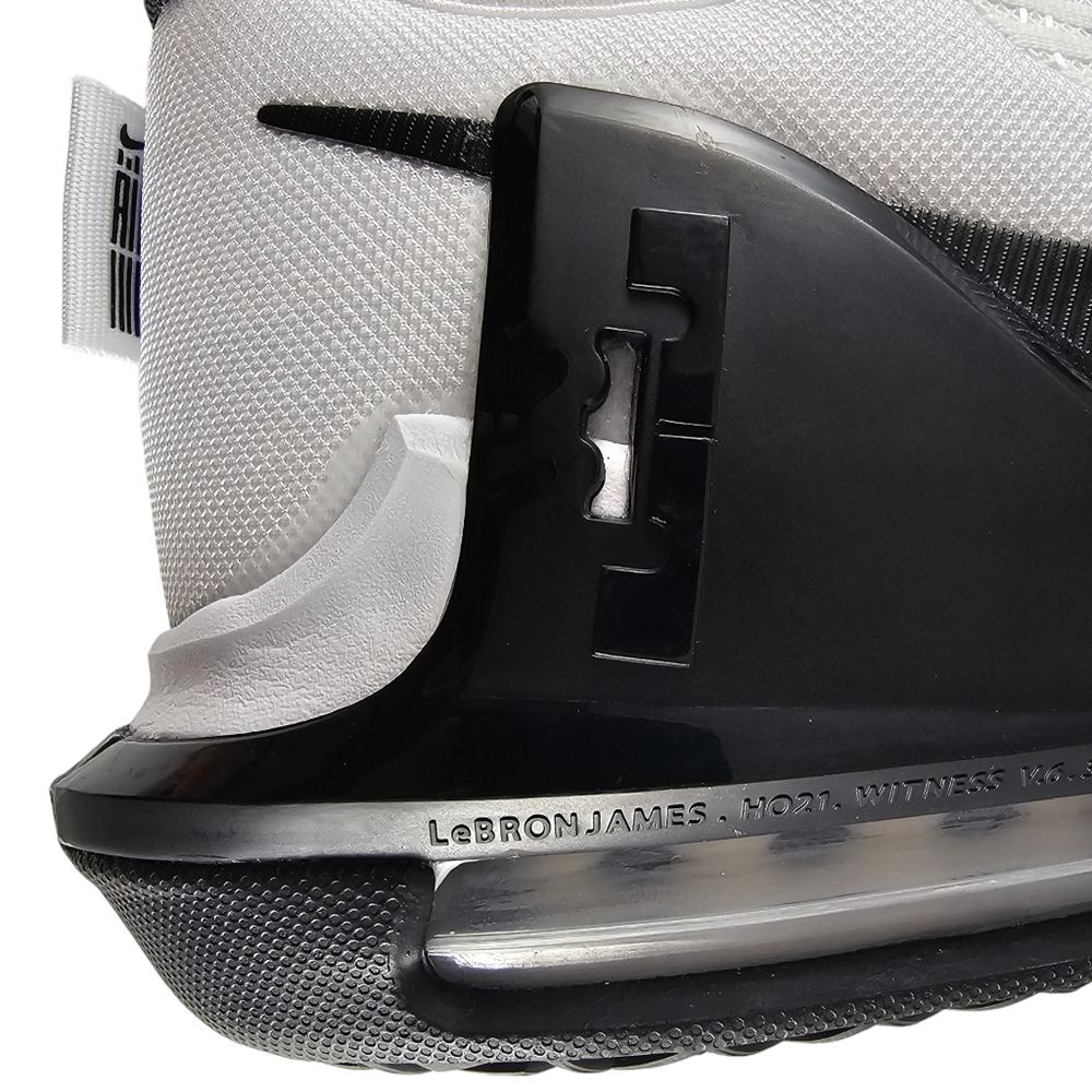 NWT Nike LeBron Witness 6 Men's Size 12 White and Black Basketball Sneaker Shoes - Picture 12 of 15